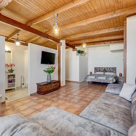 Carmen Holiday home